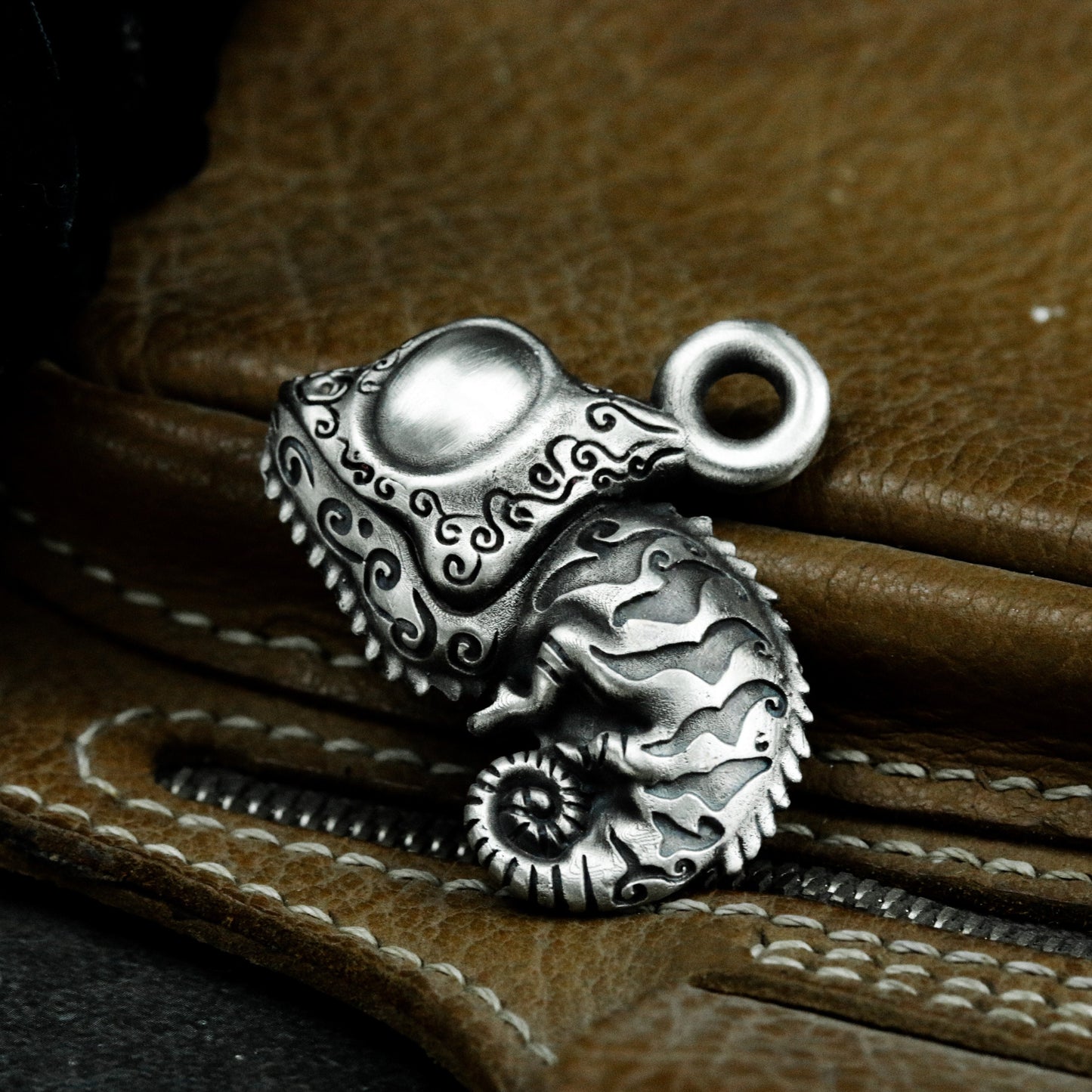 Chameleon Pendant with Coiled Body Design ¨C 925 Sterling Silver Handmade