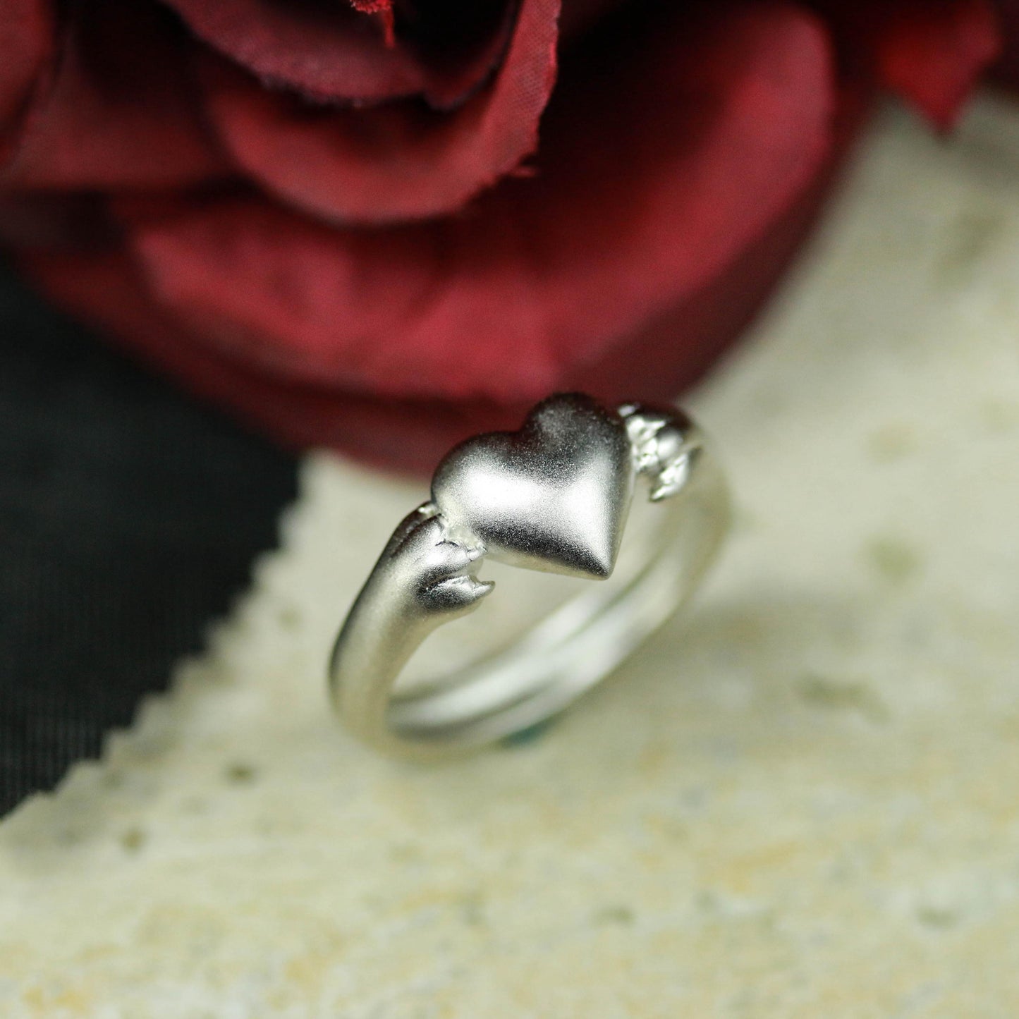 Heart Hug Ring with Paws ââ‚?925 Sterling Silver Handmade Animal-Inspired Jewelry