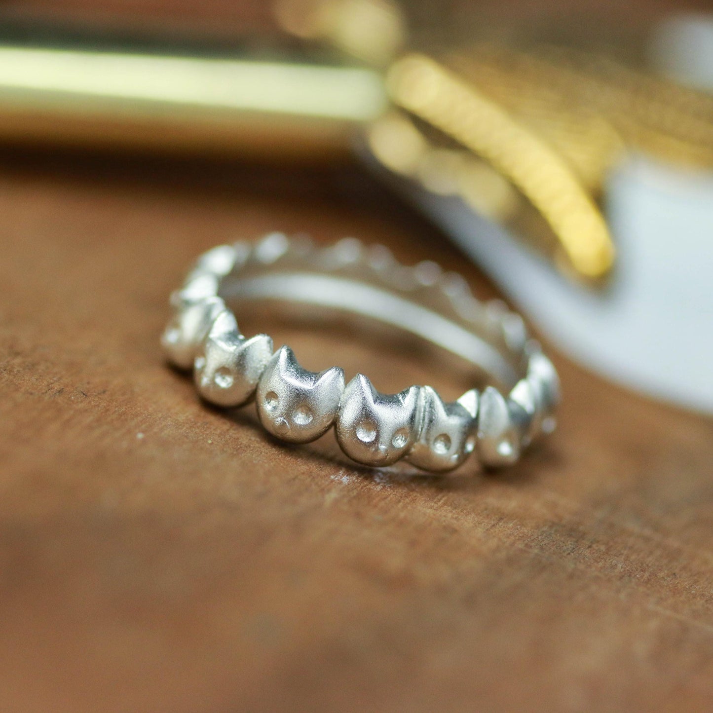 Cat Face Band Ring ââ‚?925 Sterling Silver Handmade Minimalist Feline Jewelry