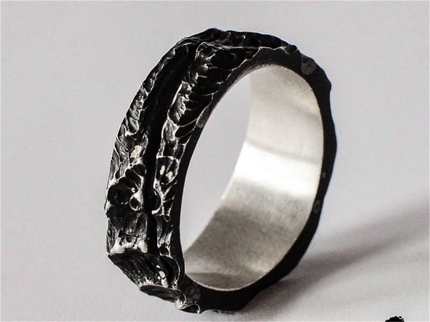 Volcanic Moon Ring - 925 Silver Handmade