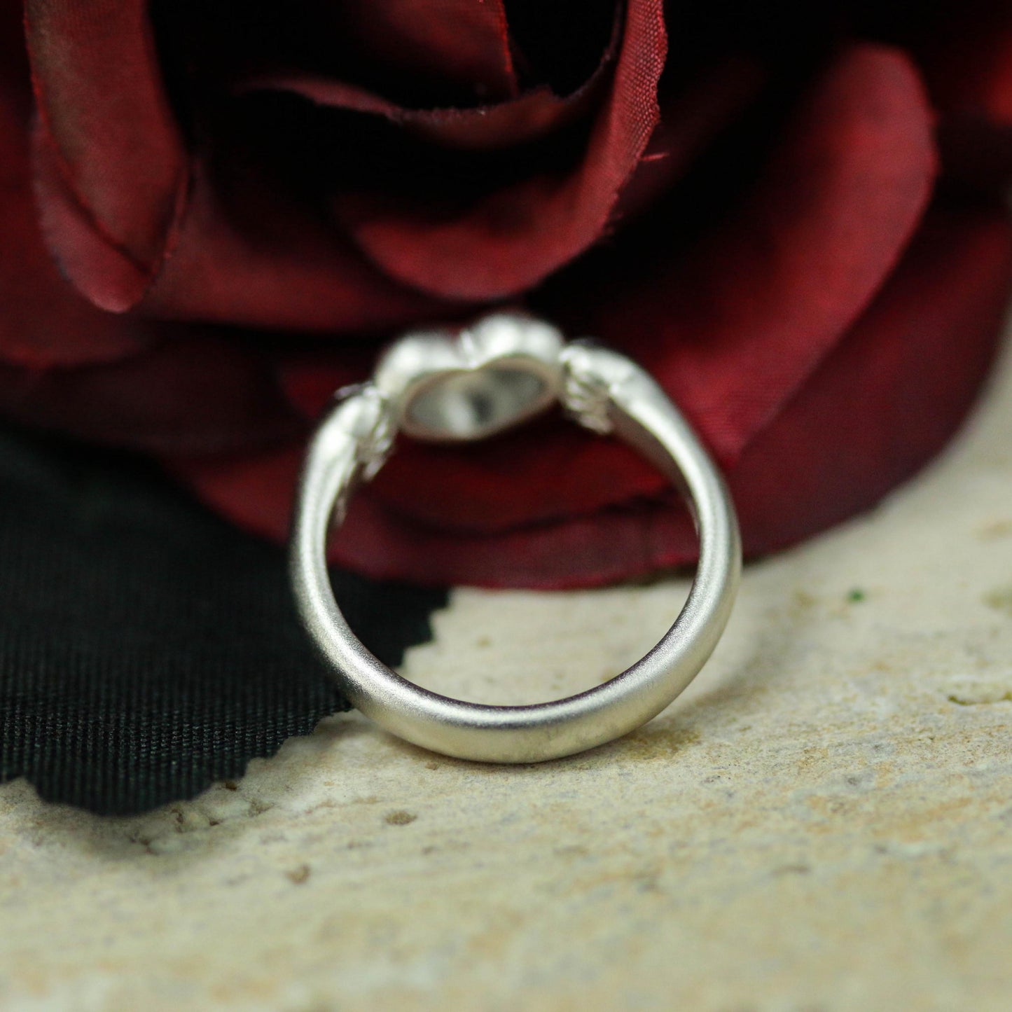 Heart Hug Ring with Paws ââ‚?925 Sterling Silver Handmade Animal-Inspired Jewelry