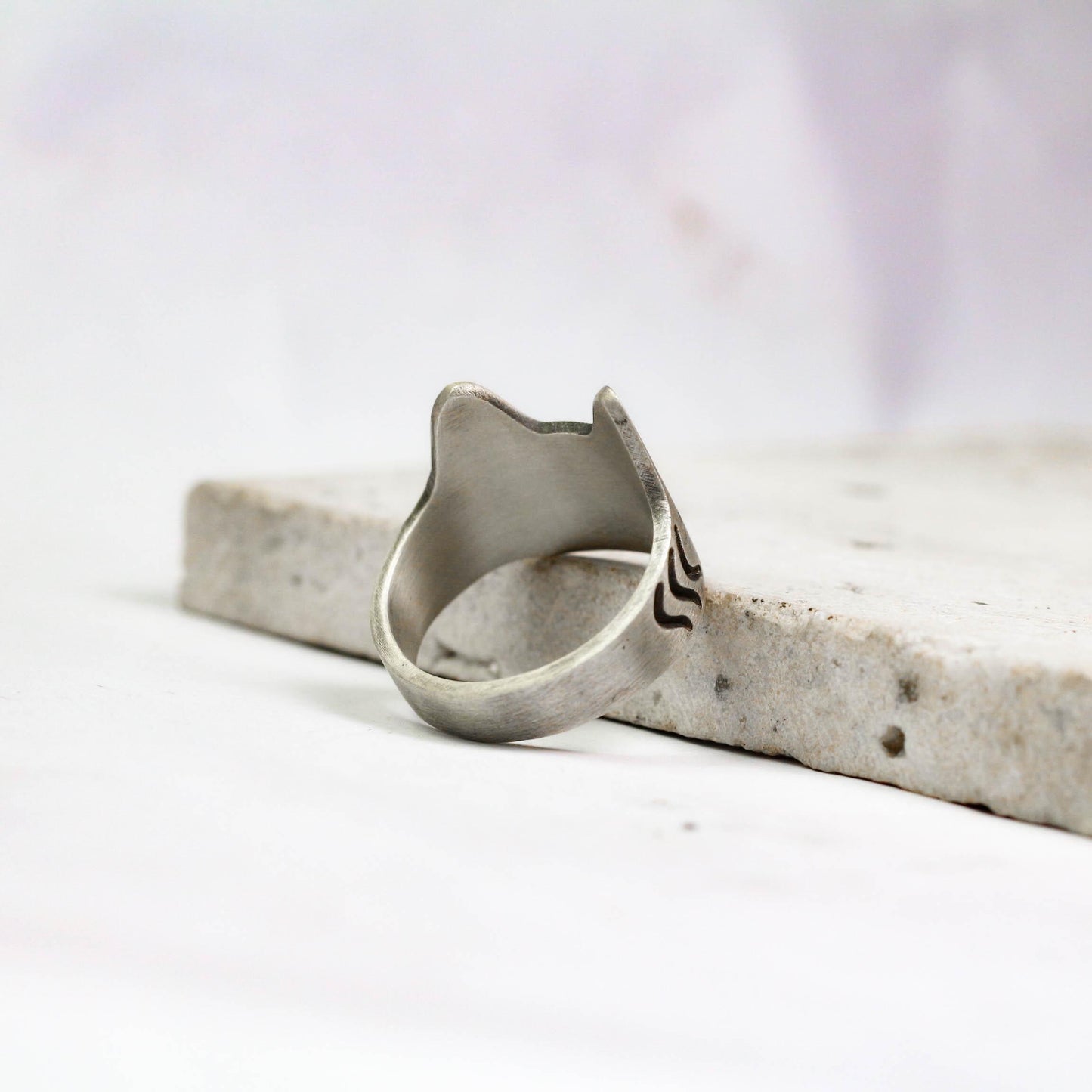 Handcrafted Silver Cat Face Ring