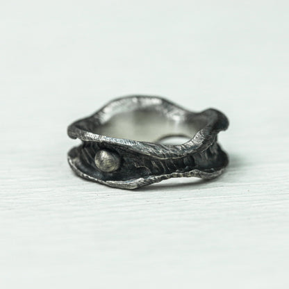 Abyss Eye 925 Silver Handmade Ring ¨C Dark Textured Band