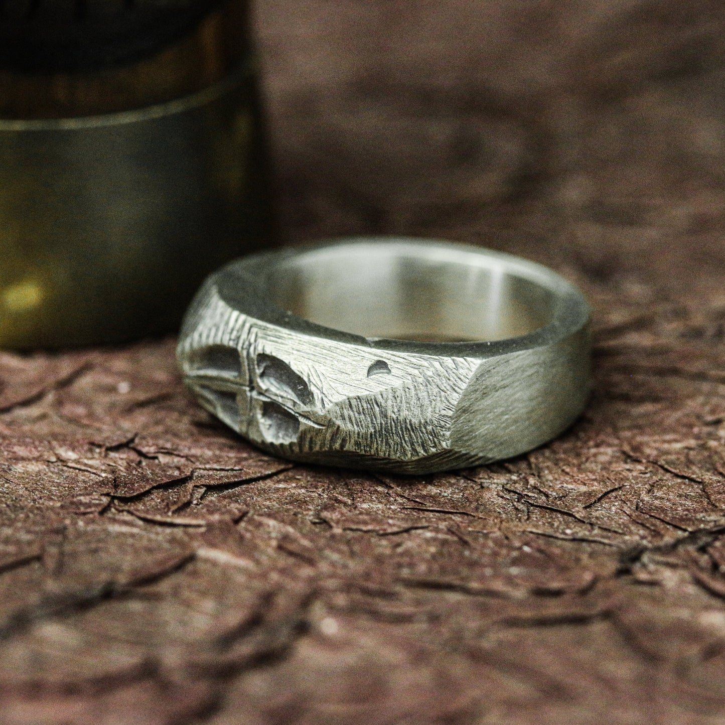 Solar Burst 925 Silver Handmade Ring ¨C Cosmic Engraved Pattern