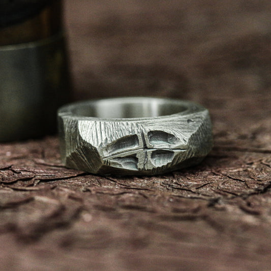 Solar Burst 925 Silver Handmade Ring ¨C Cosmic Engraved Pattern