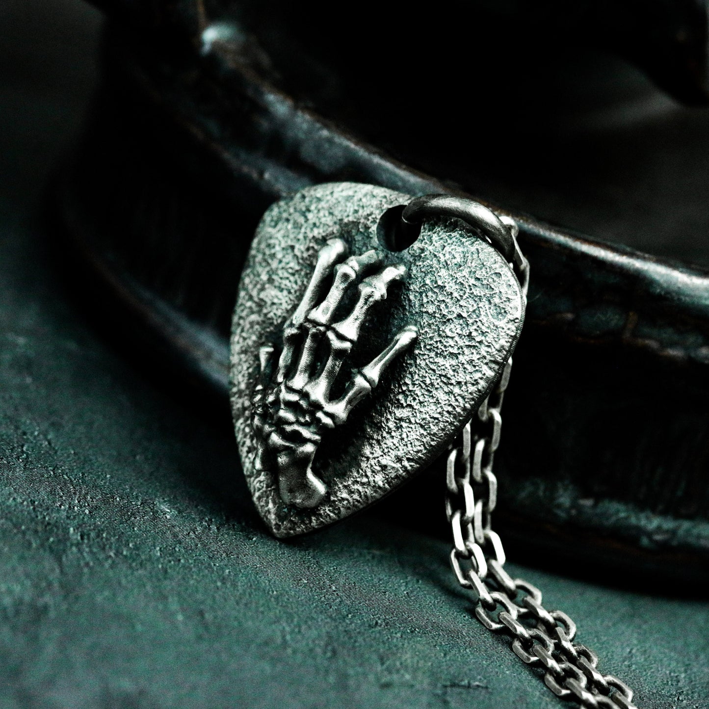 Heart Hand Pendant ¨C Handmade 925 Silver Gothic Touch Necklace