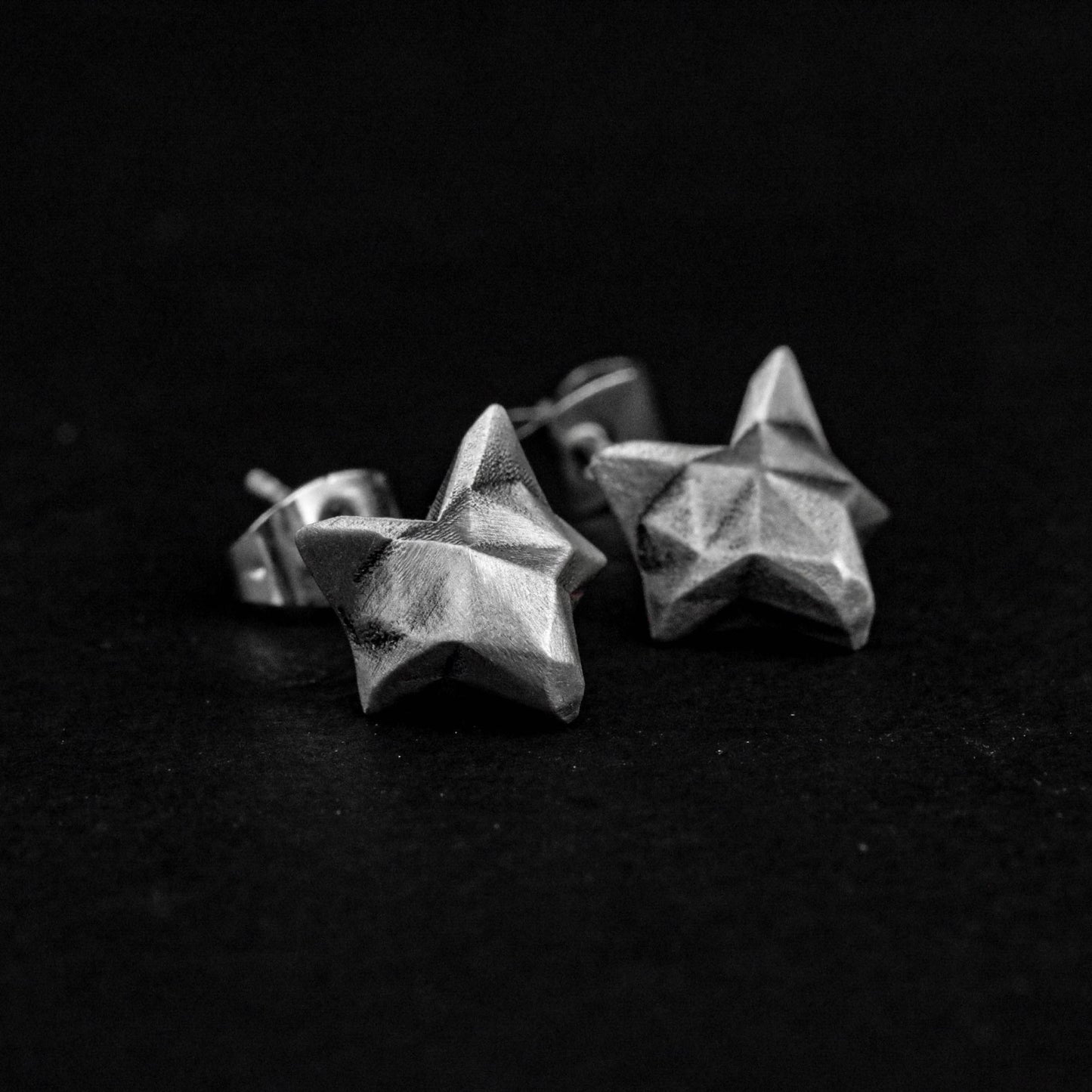 Minimal Fox Stud Earrings - 925 Silver Handmade