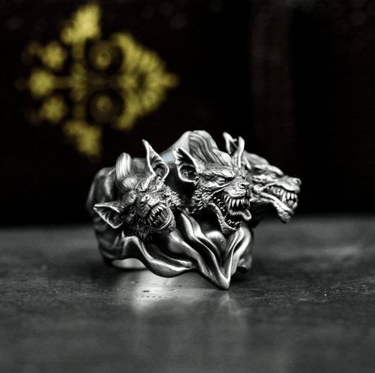 Three Wolf Ring ¨C Handmade 925 Silver Triple Howl Beast Band