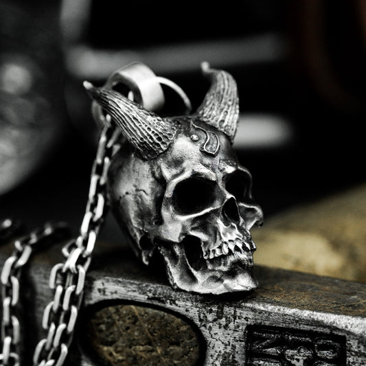 Hanging Demon Skull Pendant with Chain Suspension ¨C 925 Sterling Silver Handmade