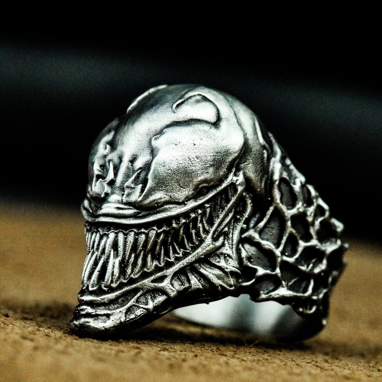 Venom Alien Skull Ring - 925 Silver Handmade