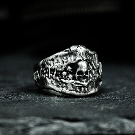 Cracked Skull Ring - 925 Silver Handmade