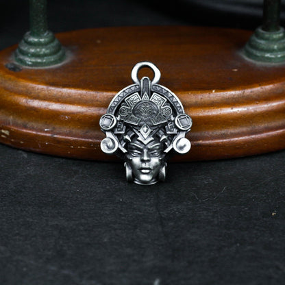 Heraldic Skull Pendant - 925 Silver Handcrafted